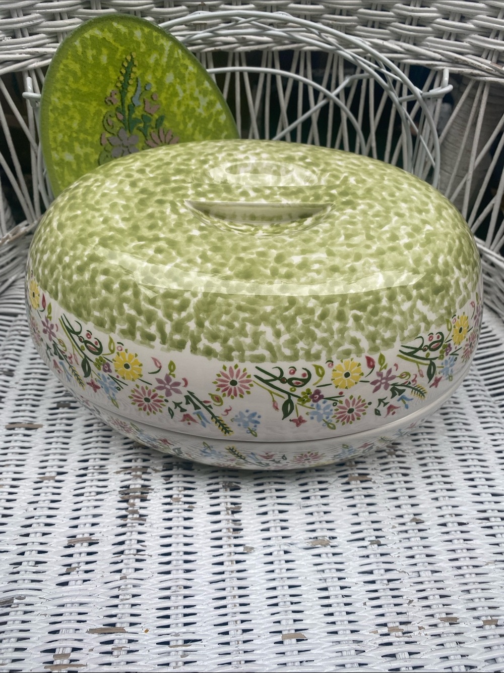 Temp-Tations Ovenware Floral Green Ceramic Covered Dish Set with Wire Basket